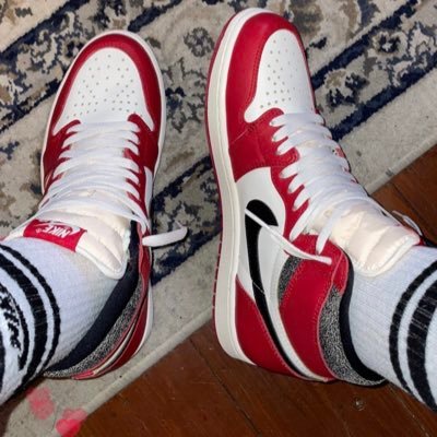 mellowsells's profile picture. collector