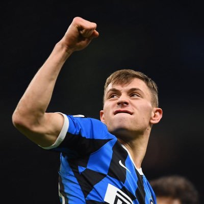 folleinterista's profile picture. 