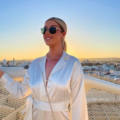instagram: emmaxohanlon