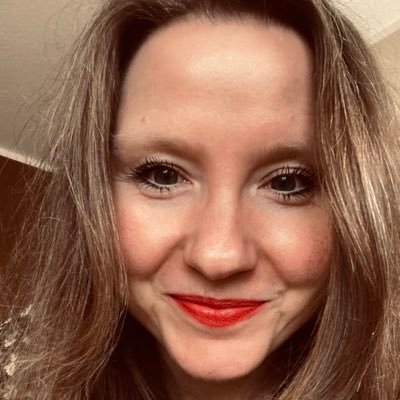 AuResteau's profile picture. Jahre, Liebhaber und Wein sollten nie gezählt werden☝🏻