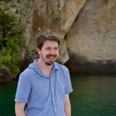 Scientist and Gaeilgeoir bródúil 🇮🇪 ag tnúthánach leis a bheith taistealaí domhanta (wannabe globe trotter) 🌎🌍🌏🏖🏜🏞🏝⛰️🏔🕌🗽🗼🕋🏯⛩️🏰✈️🛩🛫🛬🚟🚢🛥🚤⛵