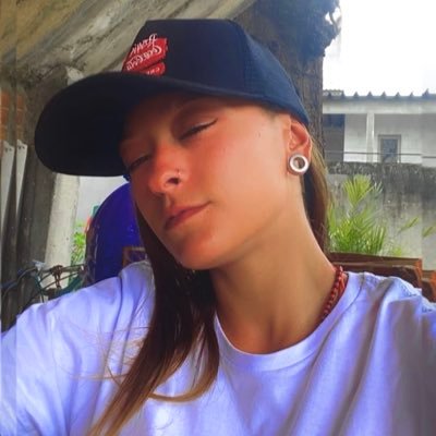 eu conheci a malandragem das ruas e o amor de uma mulher | 🏳️🌈 | sou de Saravá, sou de Laroyê📿