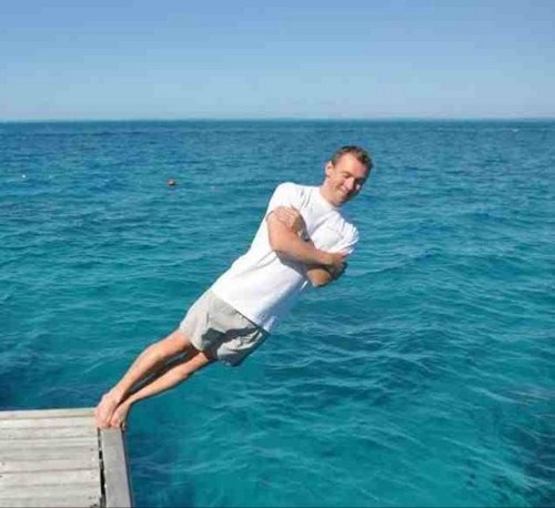 kerry_davies's profile picture. 