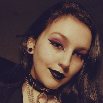 24 year old graduate zoo and marine biologist, warhammer hobbiest. views and opinions are mine and mine alone.