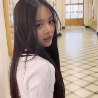 yebi(@yevibi) 's Twitter Profile Photo