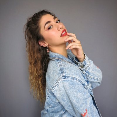 isabellavotta's profile picture. tentando entender o que tá acontecendo e passando por tudo isso reclamando aqui | atriz | dançarina | cantora