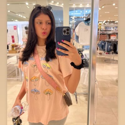 jujujadedjuicyj's profile picture. what’s up bitches and gentlemen, great knees powerful brain