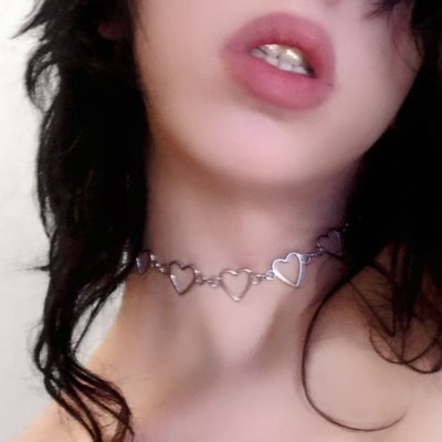 grungecore princess / goth angel 🖤🩷 bratty trans girl content creator 🏳️⚧️