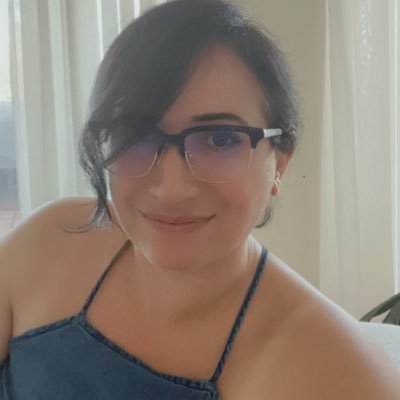 JanelleBlogr's profile picture. Monetised blogger honing my SEO skills. ⬆️Sharing and learning journey. ATM 100k sess/mth (organic). Wanting to aggressively hockey stick. 📈New to TW.