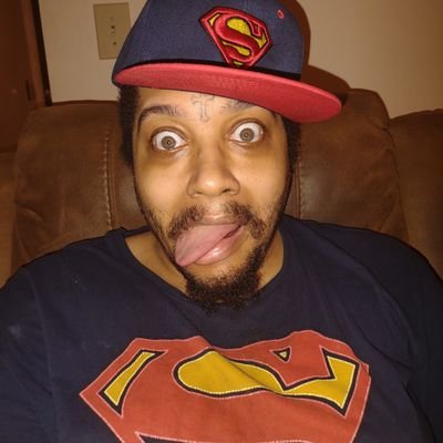 BigCuteGod's profile picture. FUCK JESUS LOL💒