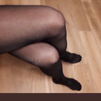 The gorgeous sexy legs in my profile photo belong to the gorgeous @nylons_only and the stunning lady in the background photo is also @nylons_only