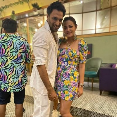 zdmn_moran_'s profile picture. @zdmn_moran_ from insta and wattpad....

Die heart fan of Zdmn .... especially our very own MoRan❤️❤️❤️

~Chahak Agarwal