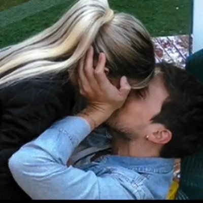 OrieleHola's profile picture. 