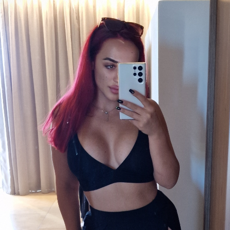 LisaLov31956683's profile picture. Cats, books and latex underwear 😈 !!
Backup account, follow my main : @Your_Lisa_Heart