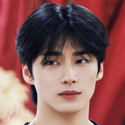 kyunisbae's profile picture. i have no brain I think