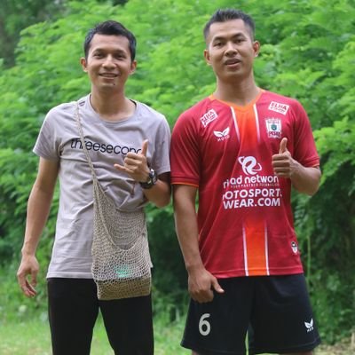 donny_downald's profile picture. hati nuraniku berkata junjunglah kebenaran walaupun itu menyakitkan.
kebenaran akan menemukan jalanya sendiri..