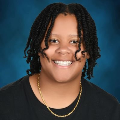 Kind😍 Athletic⛹🏽♀️ MOSS💣 Articulate💡 Radiant🌟 Artsy🎨
| c/o 2025 🏀 SF | 4.3 GPA | 6'
2024 6A State 🏆 O'Connor High School
https://t.co/0bWwSnFi2M