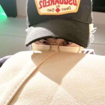 broounie's profile picture. konten bxb, bijaklah dalam membaca. 
https://t.co/7eQAqOwJuQ