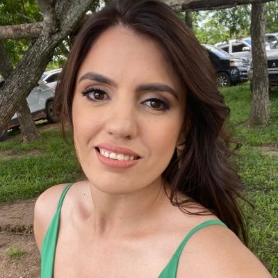MelissaDuraona1's profile picture. Médica veterinária . Pós-graduação: Reprodução Animal de Grande Porte 🇧🇷. Didáctica Superior Militar . Paraguaya con mucho orgullo 🇵🇾