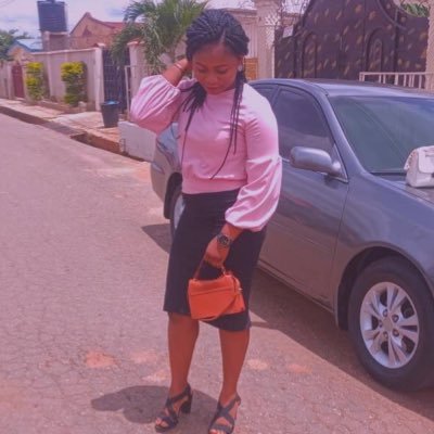 MideluxAccesrys's profile picture. HOME OF ALL THINGS FASHION🌸🌸BAGS  👜 👝 💼|SHOES 👠 👞 👟 |UNISEX WEARS 👗 👕 | WRISTWATCHES ⌚️ E.T.C