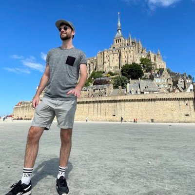 thedanielnixon's profile picture. Social Media Manager @FIFPRO // 🏀+⚽️=😃 // Freelance #Digisport #SMM // Opinions my own // He/him // 🇬🇧🇪🇸🏳️‍🌈✊ // Tweeting #SMSports and #SocialMedia