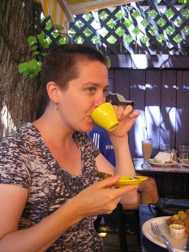 daliwithatrolly's profile picture. Outdoorsy, Sporty, Political, Minimalist, Music lover, Bookworm, Educator, Eco-enthusiast.