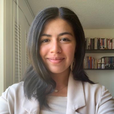 Estudiante de Derecho @uniandes ⚖️ #IdentidadYConvicción 💙 // 宋丽莉 // Escritora ✍️ https://t.co/l9o2WbRUfF // https://t.co/EKb6L22FDt