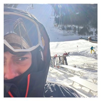 franjga14's profile picture. Intento de ingeniero. WANDERLUST