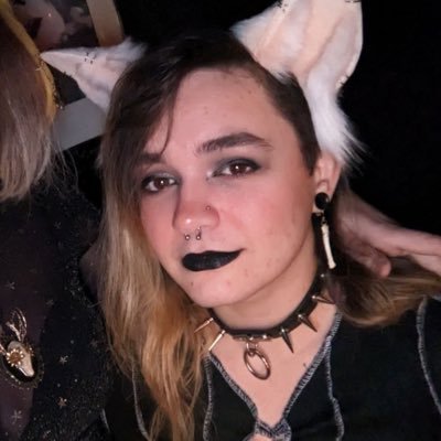25 ♡ tboy findom ♡ mean dog ♡ don’t think we’re talking without a tribute. $10 to dm $30 unblock ♡ $crowsephs, venmo on rq ♡ verified on of @ alphacoyote