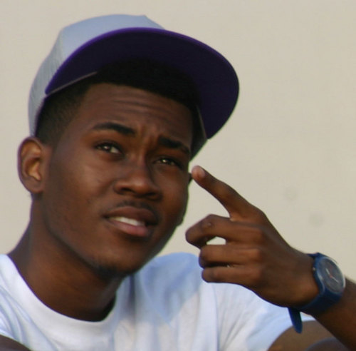 TheAceGunz's profile picture. It's me: Elvis Ace Chadreque a.k.a Ace Blow Gunz(STUPID) of New Ballers ,Bold Team, Spend money Tiimes, B16R :: ABGISMT ::
