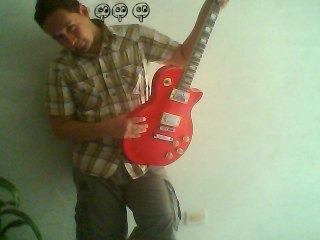 QUE BIEN SE VIVE CUANDO SE AMA MUCHO, !!! TAMBIEN SE SUFRE, SE GIME Y SE LLORA....