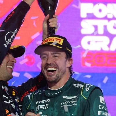 merycon_e's profile picture. Changing like the weather, oh, that's so like you