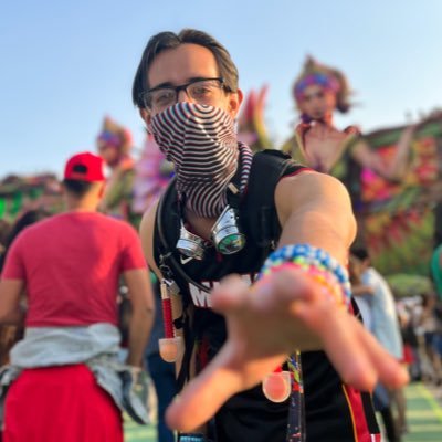 Te comparto mi experiencia en festivales ✈️ 🇲🇽 Tomorrowland 🔜 Playlist 👇🏻 IG: Joseespinosaz