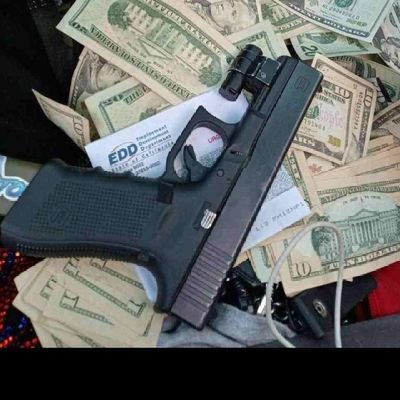 Matin7781's profile picture. life is for the living