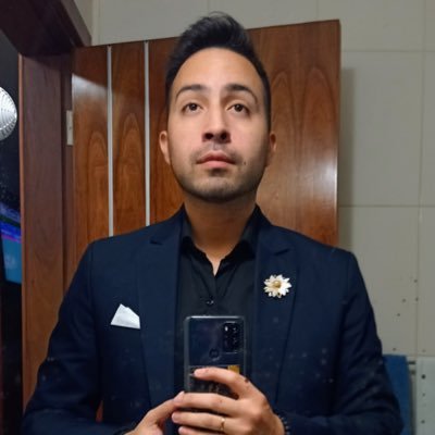 TinchoSaya's profile picture. Abogado