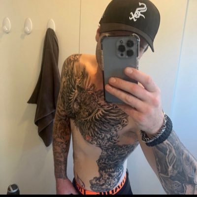 devils dick according to most 🤷🏻‍♂️ out devil me HMU                                                                            Only fans @grizz_mcjizz