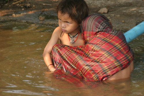 Compassion 4 Kids International reaches out to orphaned kids, very poor kids, children school fees, wells and more. Partnered With GCR Joseph A Burke