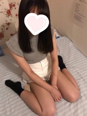 w4qagadiwl's profile picture. JD♡カフェ店員♡裏垢女子。座位が好き💛