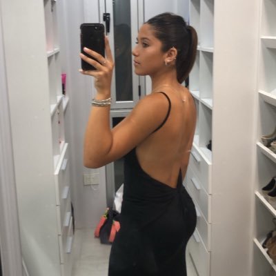 ampicarzolio's profile picture. vivir solo cuesta vida