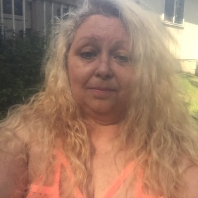 7qbjkw49t9Hall's profile picture. No DMs ,No Porn-No Fake Accts!