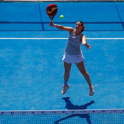 Sanluqueña, jugadora @WorldPadelTour, patrocinada por @jomasport