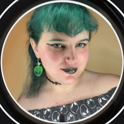Laine | 22 | They | Filmmaker | Writer | Artist | venmo: laineboy | cashapp: $LaineH16 |