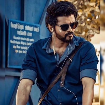 muthukumar_m1's profile picture. movie lover🎞️🎬, actress lover 🙈💙,movie updates , Thalapathy veriyan 💥❤️, #rashmika, #samantha, Alone 😔,
music 🎵 addicted, All movie updates 🙌🤍👍
