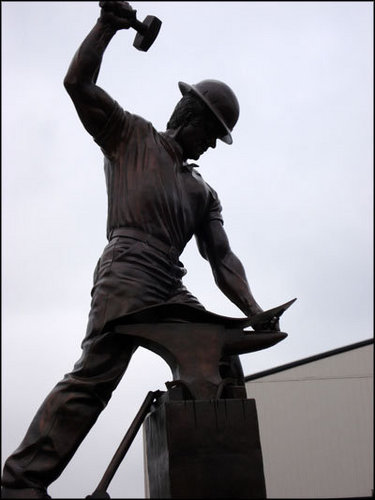 BoilerDan10's profile picture. 