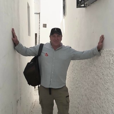 gizen_jason's profile picture. 4th generation farmer in SW Saskatchewan, Pedigreed Seed Grower and Processor , Private Pilot