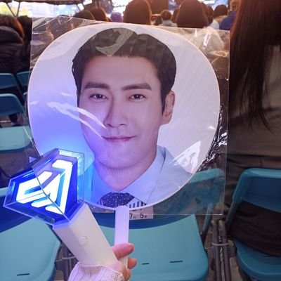 SUPER JUNIOR　シウォンペンです。
シウォンさんの魅力を分かち合える方
お話しましょう🥰