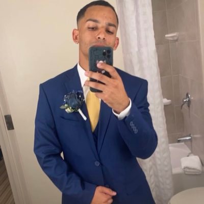UPRB 🤠 || IG: r.t.molina || SC: rogelio_trinida || Elite National Champion… 25%