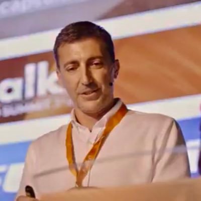 PhD in Polymer Physics. Head of the Joint Unit CSIC-UJI in Polymers Technology. Founder and Owner of the biotech company Bioinicia SL