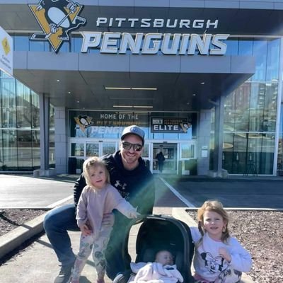 Penguins Fan | Fantasy Football Underachiever | Proud Husband and Father (1/5 of the Girl Gang)