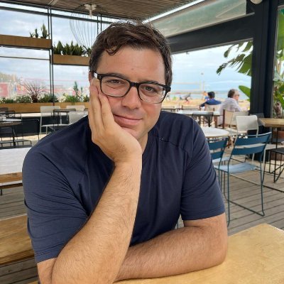 luigi_bocola's profile picture. Associate professor of economics @Stanford. Research on Macroeconomics, Finance and International.